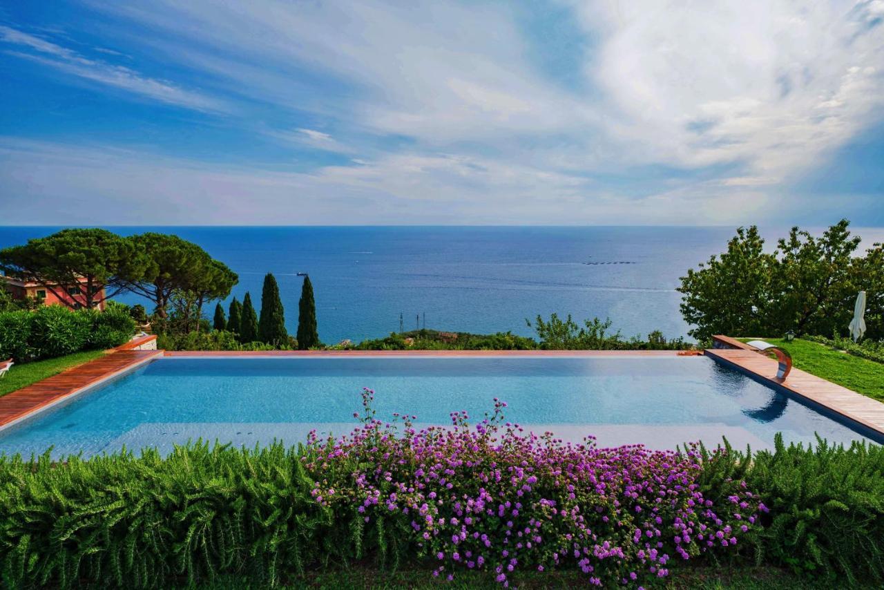 לאווניה Villa Riviera Resort מראה חיצוני תמונה