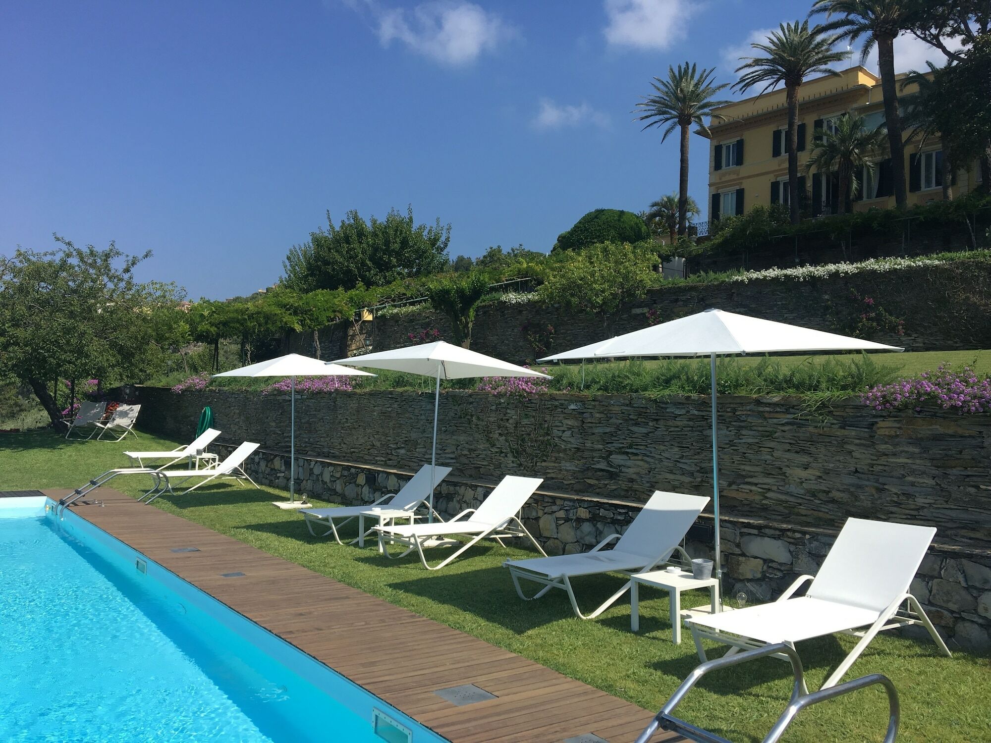 לאווניה Villa Riviera Resort מראה חיצוני תמונה